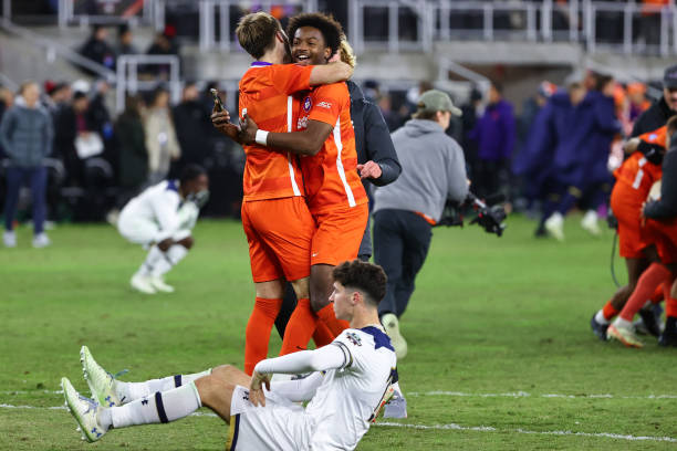 也给他们的 也给他们的