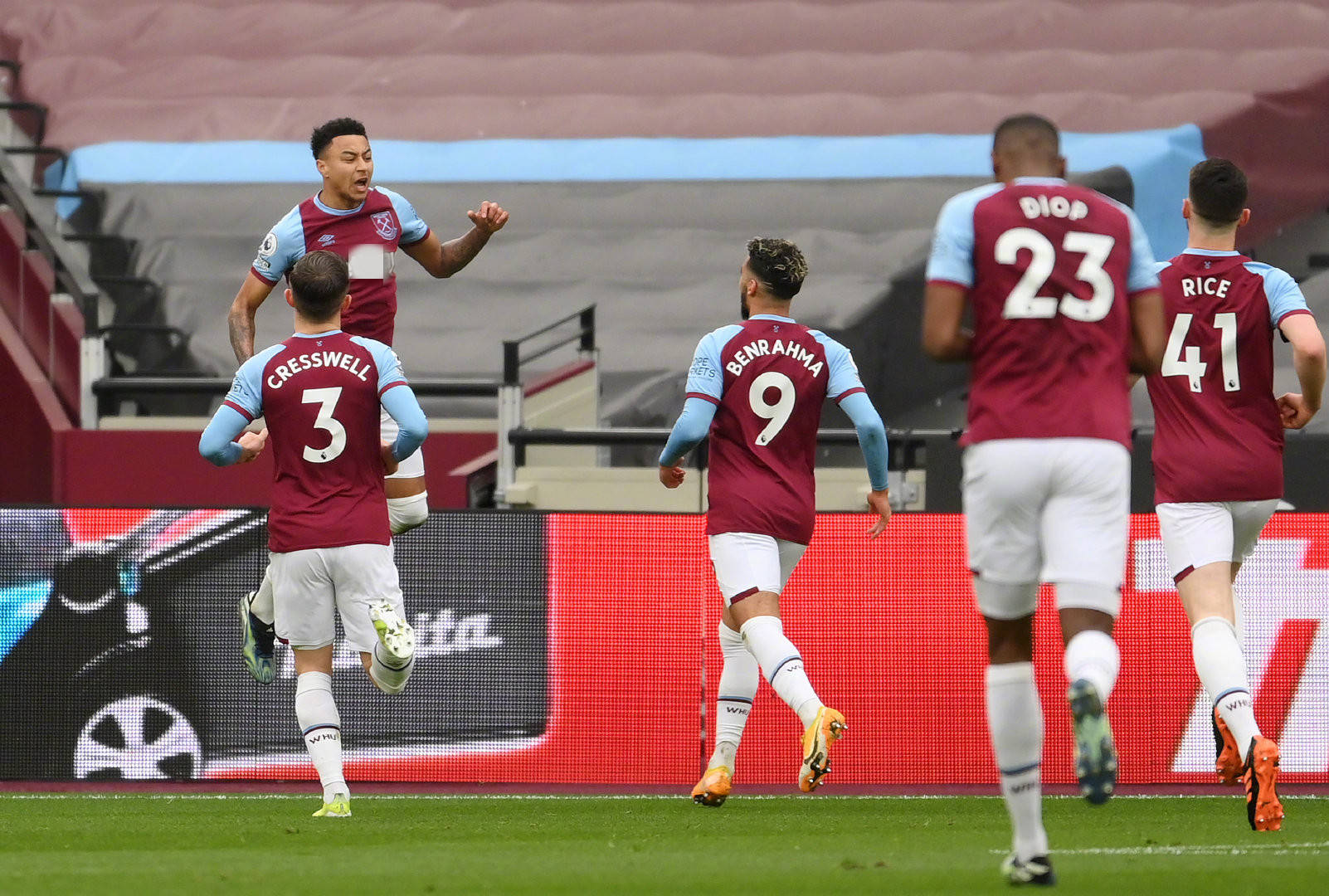 CBA焦点战：广厦回归主场迎大考 广东拒绝遭“三杀”.