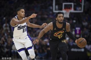 训与战术革 训与战术革